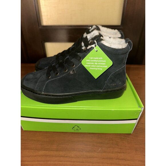 Cariuma Women OCA Therma High Hooks All Black Suede Boot Sz: W7.5 NWT - Picture 10 of 11